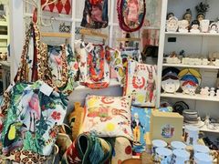 -恋物百货商店(华侨城店)