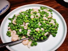 甜豆炒手剥虾仁-鱼食饭稻·苏浙土菜17年老馆子(平江路店)