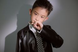 -童年时光专业儿童摄影(龙首店)