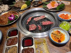 -明洞阿姨·韩式酱蟹烤肉·创意料理(三元桥店)