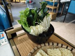 -三个椰子·现砍椰子鸡(金源CBD店)