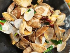 -老东镇啤酒屋海鲜加工·蒸汽海鲜·海鲜烧烤(台东店)