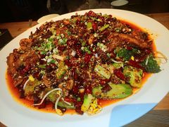 -临界音乐酒馆·小龙虾·江湖菜(华熙LIVE·鱼洞店)