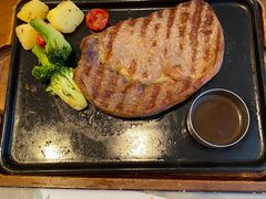 -必胜客(尹山湖歌林公园店)