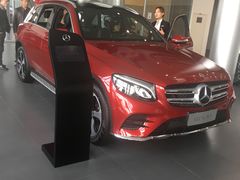 -天津波士信达奔驰4S店(卫津南路店)