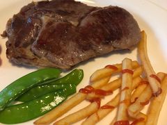 澳洲原切眼肉牛排-爱丽丝牛排西餐厅(光谷步行街店)