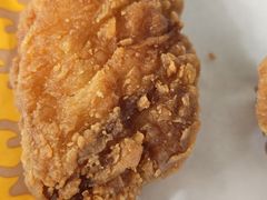 -麦当劳(上海虹桥站30B检票口楼上)
