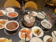 -钱小奴海鲜自助黑金店(杭州滨江龙湖店)