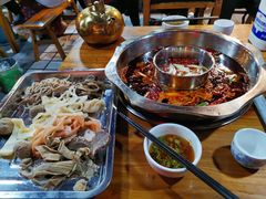 -金鼎雪山牦牛杂火锅(理县总店)