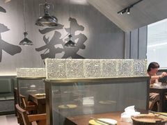 -张翻越·川渝冒菜·武汉黑鸭煲(城北万象城店)