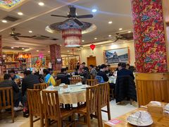 大堂-鹤乡东北菜(崮山路店)