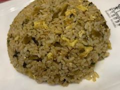 -香巴拉云南餐厅(华莱坞店)