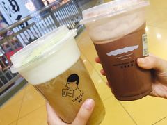 金凤茶王-喜茶(上海正大广场店)