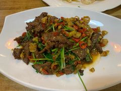 小炒牛肉-湘聚南县土菜馆(龙山二路店)