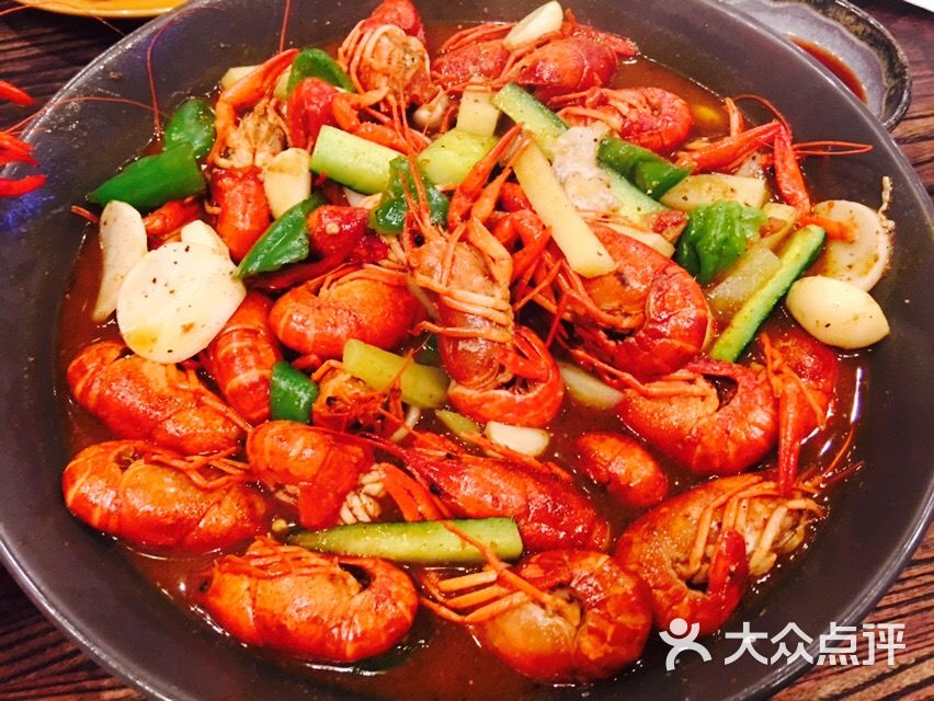 十三香龙虾