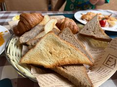 -起士林西餐厅(东经路店)