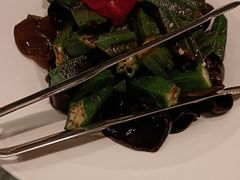 -海派美食·家宴海鲜青岛菜·石锅鲽鱼头(东方城店)