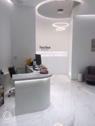 点击看大图 -微笑雨嘉造型护肤