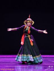 -尚美霓裳晚礼服·合唱服·舞蹈演出服租赁定制