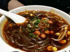 -渝是乎酸菜鱼(龙旗购物中心店)