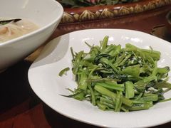 -梅花香里大酒店(郁金香路店)
