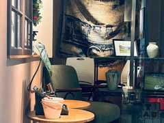 -luutosa  cafe & tea 鹿兔山