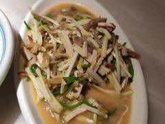 韭黄炒肉丝-東大方(湖州白鹭迎店)