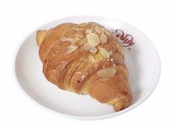 -红宝石·鲜奶小方·海派西点房(联洋店)