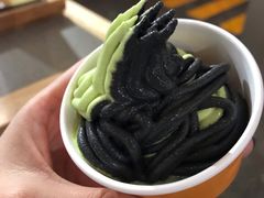双色冰激淋-八角锄烧·肉火锅(天河城店)
