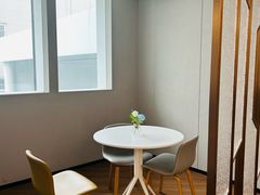 -上海宝信宝马4S店