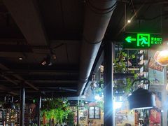-临界音乐酒馆·小龙虾·江湖菜(华熙LIVE·鱼洞店)