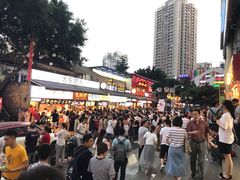 -八一好吃街·高品美食广场
