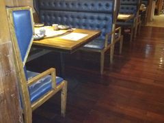 卡座-青年公社烤鸭(青年路店)