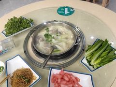 -黎老幺光雾山黄羊汤锅