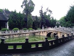 -汇龙潭
