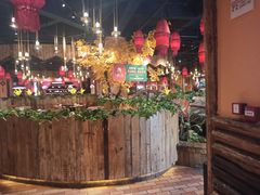 -老滇山寨•云南特色菜•地方菜•民族风情歌舞表演(金碧店)