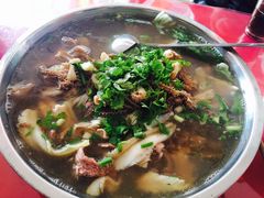 -谢老五跷脚牛肉·非遗传承店