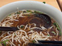 -李先生牛肉面大王(成都东站西广场店)