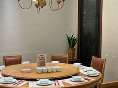 -顺风汤馆·广府粤菜(江宸天街店)