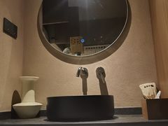 -灸春堂·专业艾灸·连锁品牌(之江银泰店)