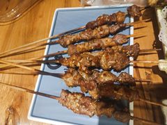 鲜羊肉串-小俩口烧烤东北菜(双井店)