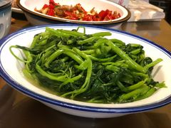 -何氏排骨(左家塘店)