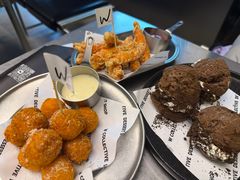 -W COLLECTIVE  DESSERT SHOP