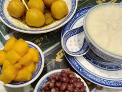 -广信牛奶甜品世家(台东店)