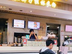 -红鼻子桂林米粉(金唐新光界店)