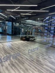 -CASTER跳舞俱乐部