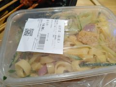 -盒马鲜生(红莲店)