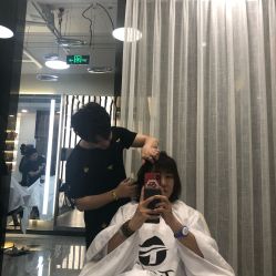 -AYO SALON