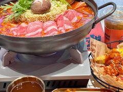 肥牛芝士部队火锅-崔解放·朝韩大排档(虹悦城店)