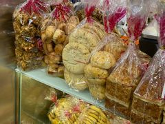 -红房子西点(汇联商厦天钥桥路店)